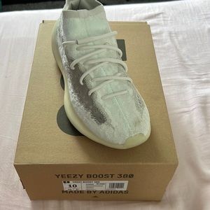 Yeezy boost 380 v2 calcite glow